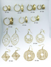 Load image into Gallery viewer, ARRACADAS, ARETES  CON GANCHO, POSTE